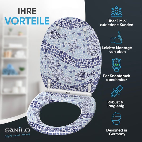 Sanilo WC-Sitz, maritimes Mosaik-Muster. Montage von oben, abnehmbar per Knopfdruck, robust, langlebig, in Deutschland gestaltet. Sanilo Logo.