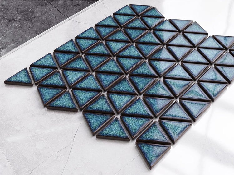 Keramikmosaik auf Netz für Bad oder Küche 26.3cm x 30.3cm  - Adriatic Triangular Blanket