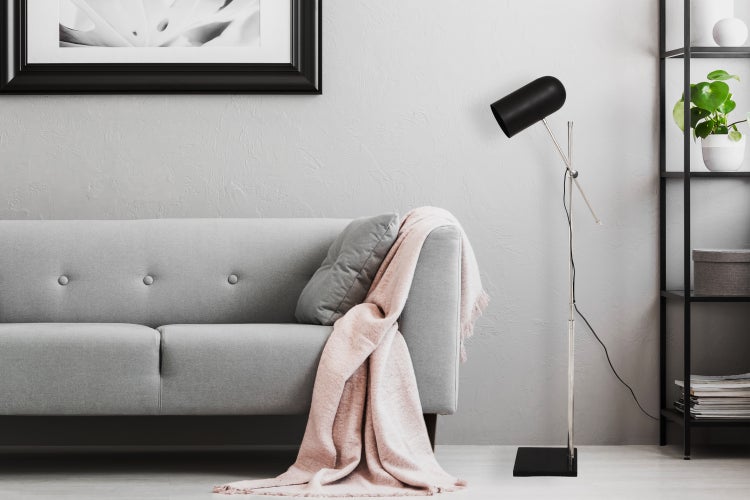 Minimalistische Stehlampe in Schwarz Silber, Skandinavisches Design Modern 160 cm | Wohnzimmer Esszimmer Leuchte