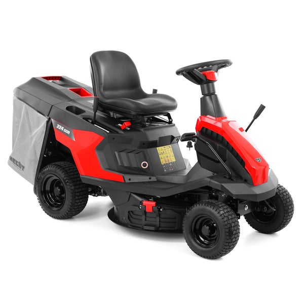 Roter Hecht Aufsitzmäher mit 224 Kubikzentimeter Motor, Lenkrad, schwarzem Fahrersitz und Grasfangsack.
