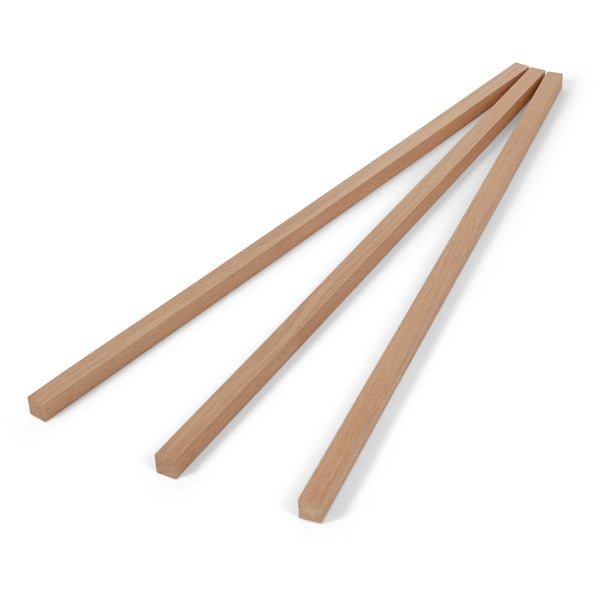 Drei quadratische Holzleisten