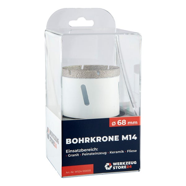 Bohrmaschine mit Lochsäge im Einsatz