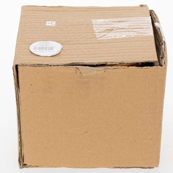 Einseitig geöffneter Karton