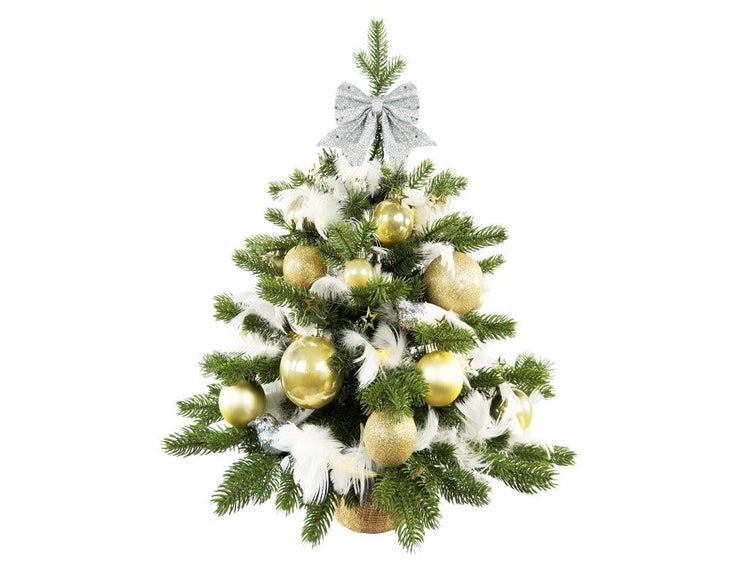 Künstlicher Weihnachtsbaum im Topf mit Kugelschmuck, Federn und Schleife als Weihnachtsdekoration