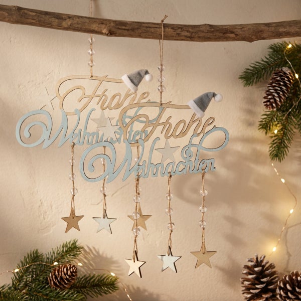 Holz Hängedekoration mit Schriftzug Frohe Weihnachten und Sternen als Weihnachtsdeko für den Innenbereich