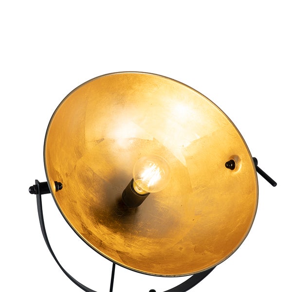 Innenansicht einer Stehlampe mit Leuchtmittel