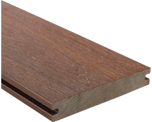 Terrassendiele aus Holz-Kunststoff-Verbundwerkstoff mit Holzmaserung in Anthrazit und Braun.