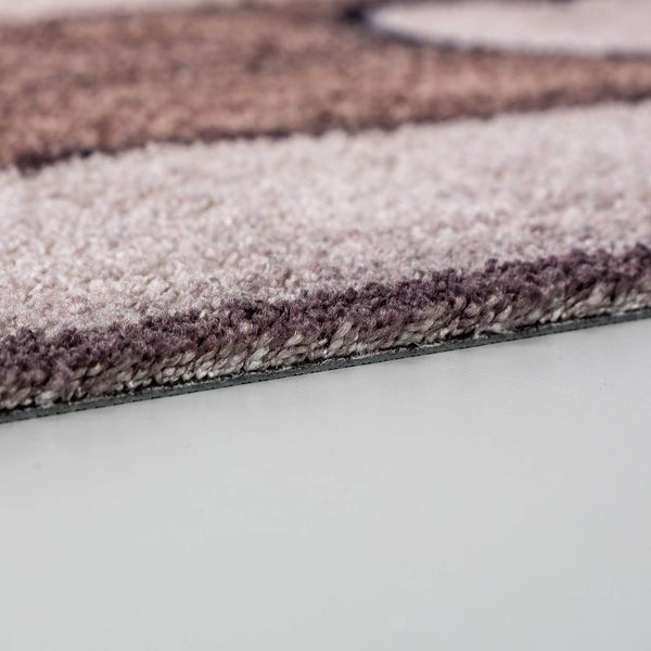 Detailaufnahme eines Teppichs mit Muster