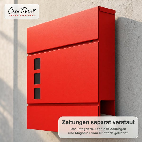 Moderner Briefkasten aus Metall mit Zeitungsfach und drei Sichtfenstern von Casa Pura an einer Hauswand montiert.