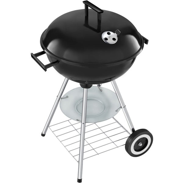 Schwarzer Holzkohle-Kugelgrill mit Deckel, Seitengriffen, dreibeinigem Gestell, Ablagerost und Rädern.