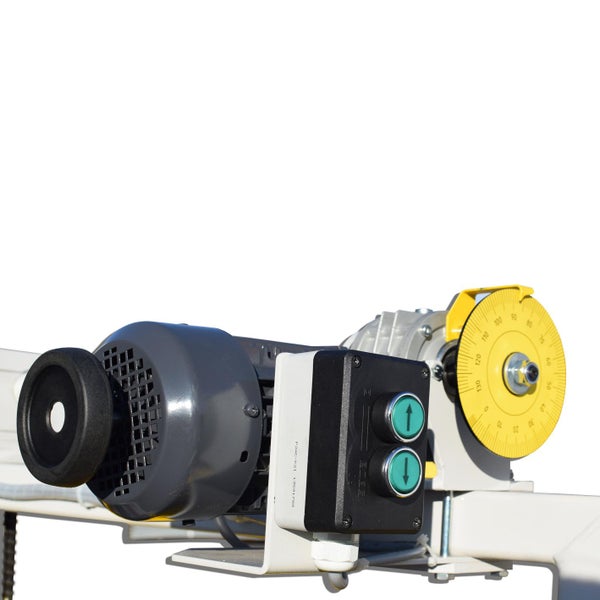 Detailansicht eines Antriebsmotors mit Steuerung