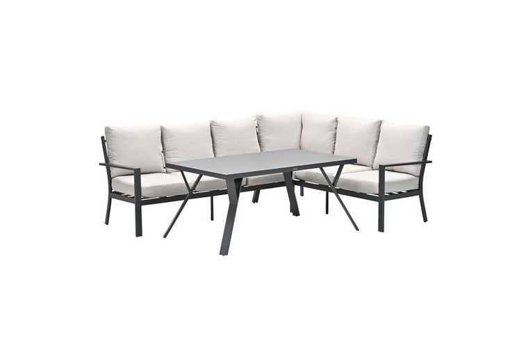 Lounge-Set mit Ecksofa, hellen Polstern und rechteckigem Gartentisch mit dunklem Metallgestell.