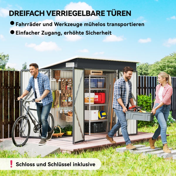 Organisiertes Metall-Gerätehaus im hellen Garten mit dreifach verriegelbaren Türen, Personen lagern Fahrrad und Werkzeugkiste. Schloss inklusive.