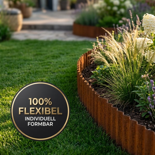 Flexible Beeteinfassung aus Cortenstahl mit welligem Profil zur dekorativen Abgrenzung von Gartenbeeten und Rasenflächen.