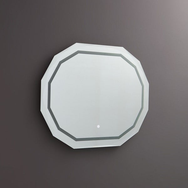 Moderner LED-Badspiegel in achteckiger Form mit facettiertem Rand, integrierter Beleuchtung und Touch-Sensor.