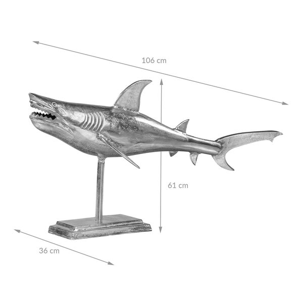 WOMO-DESIGN Hai-Skulptur mit standfuß 106x36x61 cm Unikat, aus poliertes Aluminium mit Nickel Finish, Silber Glänzend, Maritimes Design, Haifisch Statue Dekofigur Fisch Tierfiguren Wohndekoration