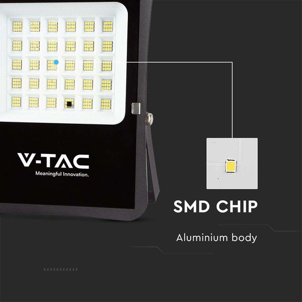 V-TAC VT-55300 - Solar-Flutlicht - IP65 - Schwarzes Gehäuse - 2400 Lumen - 6400K
