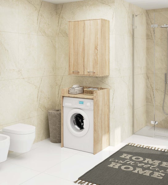 Badezimmer mit Waschmaschine, Waschmaschinenunterschrank, Wandschrank, Toilette, Bidet und Dusche.