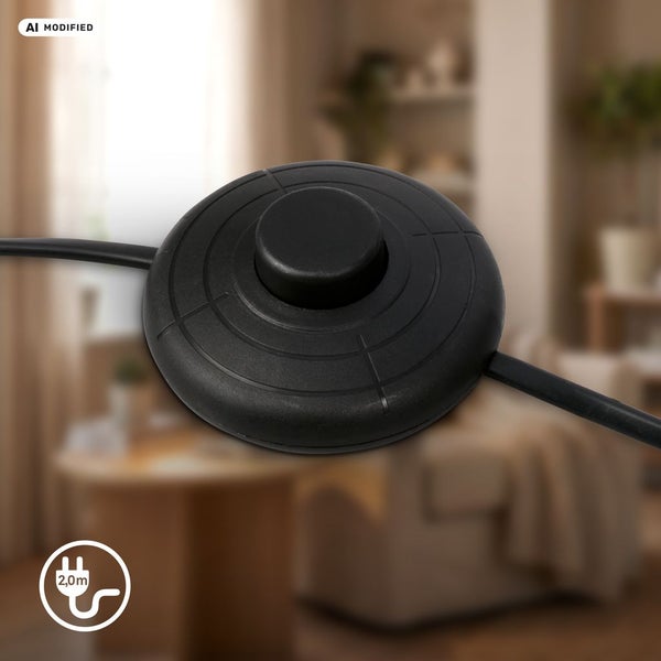 Runder Fußdimmer mit Kabel und einer Kabellänge von zwei Metern.