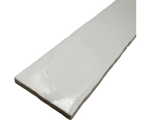 Weiße längliche Keramikfliese