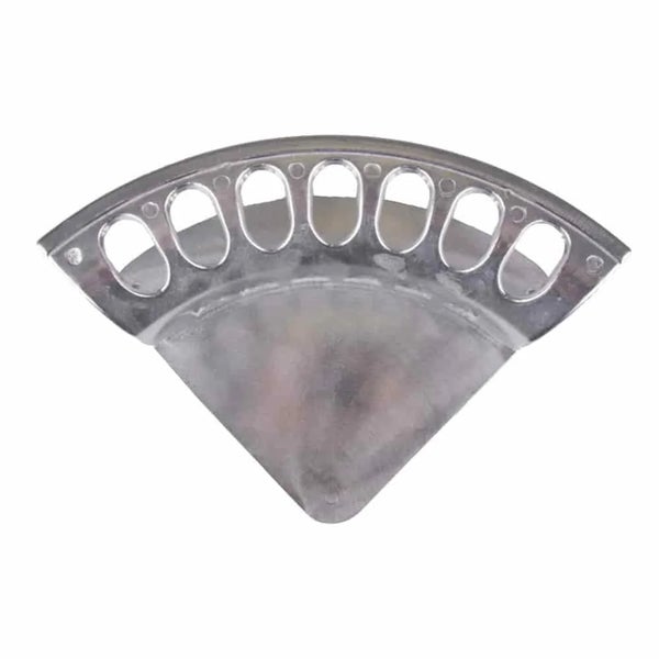 Metallisches Segment mit Aussparungen als Ersatzteil für Kaminofen