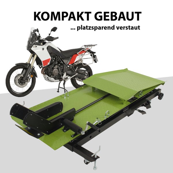 Motorrad auf einer Motorradhebebühne zum Anheben für Reparaturen