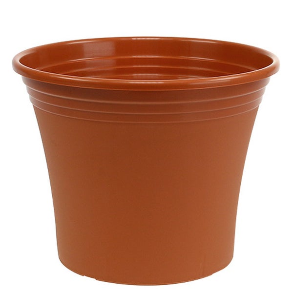 Klassischer runder Blumentopf aus Kunststoff in Terrakotta-Farbe mit Rillen am oberen Rand.