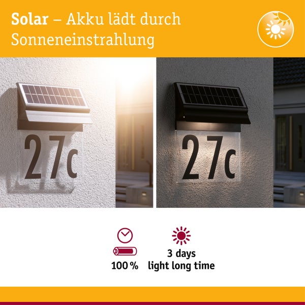 Solar-Hausnummernleuchte im Tag- und Nachtvergleich, inklusive Hinweisen zu Solaraufladung, vollem Akku und drei Tagen Leuchtdauer.