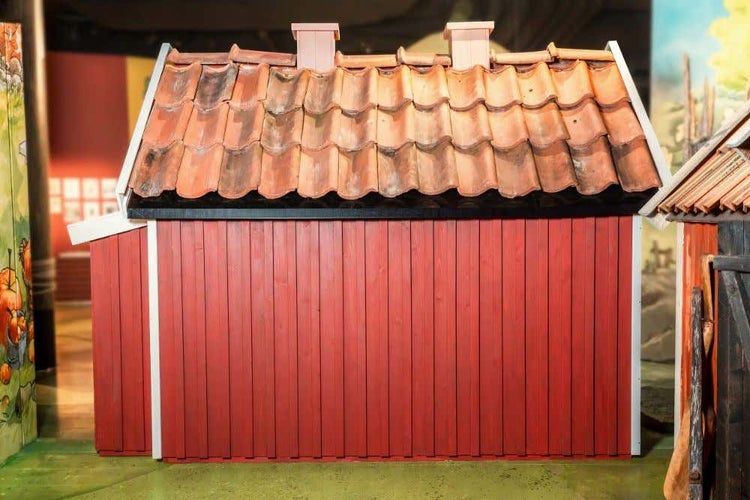 Alpholz Spielhaus Pettersson Kinderspielhaus aus Holz, Kinderhaus mit 44 mm Wandstärke Holzhaus Kinder, Naturbelassen 2,8x2,5m