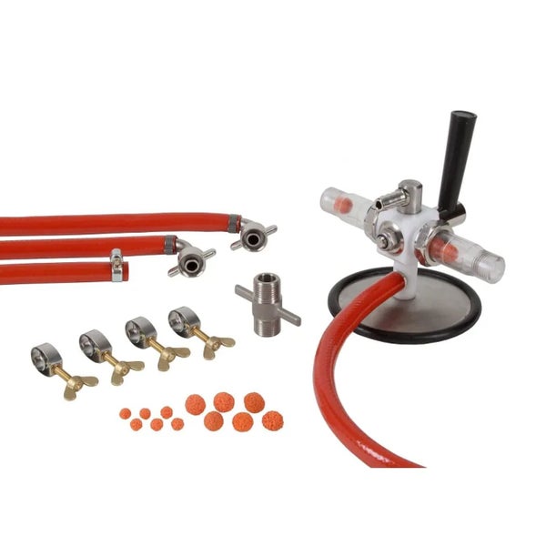 Bierleitungsreinigungsset mit Reinigungsadapter, Schläuchen, Schlauchklemmen und Reinigungskugeln zur professionellen Schankanlagenreinigung.