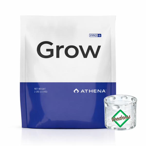 Athena Pro Grow Pflanzennährstoff in einem Beutel mit 0,9 Kilogramm Inhalt und ein leeres Glas mit Logoaufdruck.