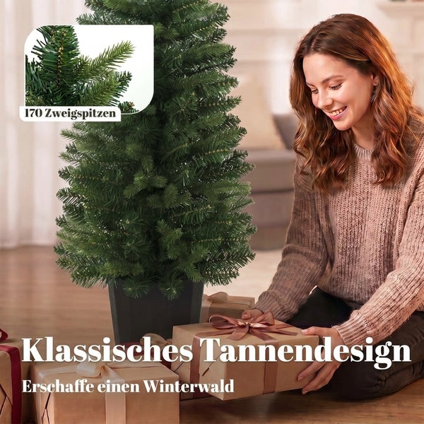 Künstlicher Weihnachtsbaum im Topf mit 170 Zweigspitzen im klassischen Tannendesign für weihnachtliche Dekoration im Innenbereich.