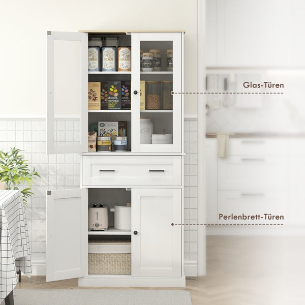Weißer Küchenschrank mit oberen Glastüren, einer Schublade und unteren Perlenbrett-Türen, organisiert mit Lebensmitteln und Toaster.