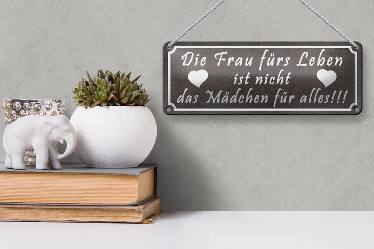 Blechschild Spruch 27x10cm Frau ist nicht Mädchen für alles Dekoration