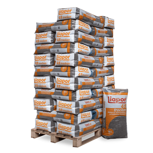 Palette mit Säcken Liapor 4 bis 8 trocken Blähton für Hohlraumfüllungen und gebundene Schüttungen, 50 Liter pro Sack.