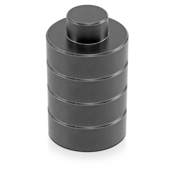 Zylindrischer Metallblock mit Stufen
