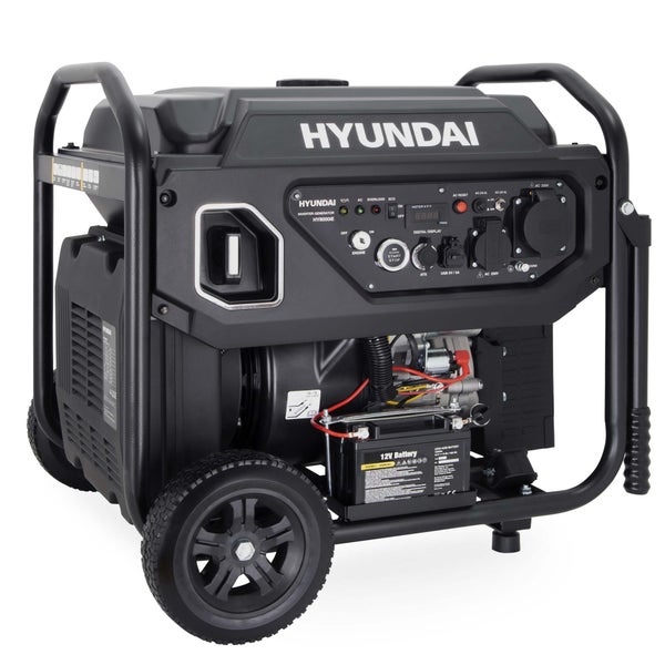 Hyundai Inverter-Stromerzeuger HY8000iE, fahrbar mit Rollen und Griff, Bedienfeld mit Steckdosen und Digitalanzeige, inklusive 12-Volt-Batterie.