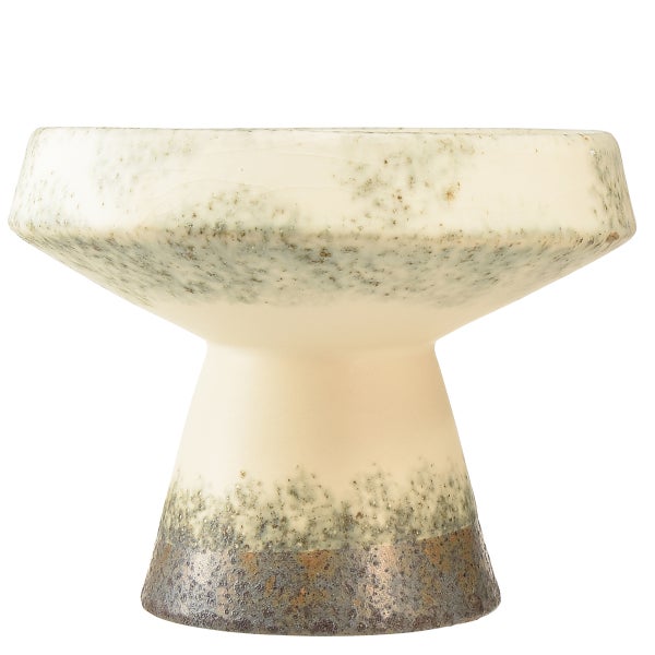 Rustikale Dekoschale aus Keramik mit hohem Standfuß und gesprenkelter Glasur.