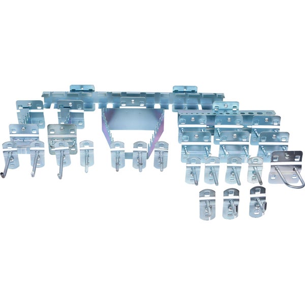 Sortiment an Werkzeughaltern und Haken zur Werkzeugaufbewahrung