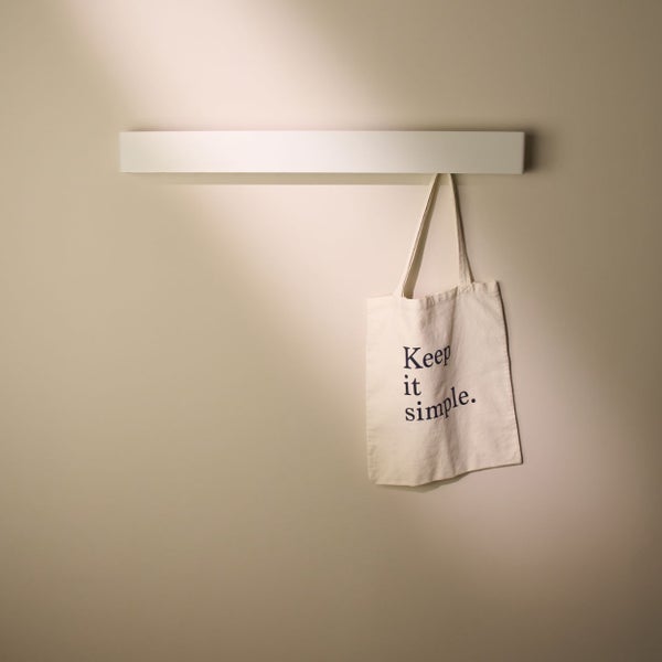 Designfabrik Hamburg Garderobe mit versteckten Haken  |  Wandgarderobe Weiß 80 cm