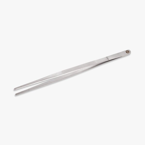 Lange silberne Grillpinzette aus Edelstahl mit geriffelten Griffflächen.