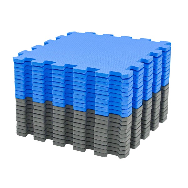 Stapel ineinandergreifender Bodenschutzmatten aus Schaumstoff in Blau und Grau mit Puzzlerand.