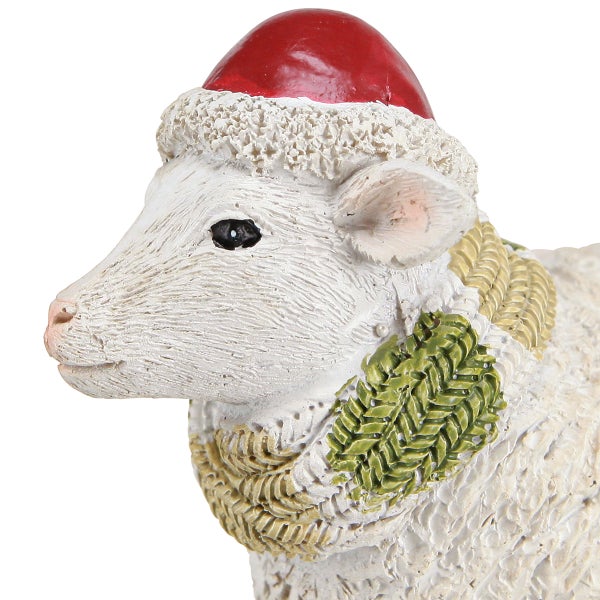 Dekorative Schaf Figur mit Weihnachtsmütze und Schal