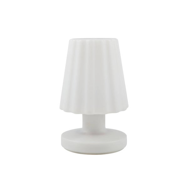Weiße LED-Tischleuchte aus Kunststoff mit geripptem Schirm und rundem Standfuß.