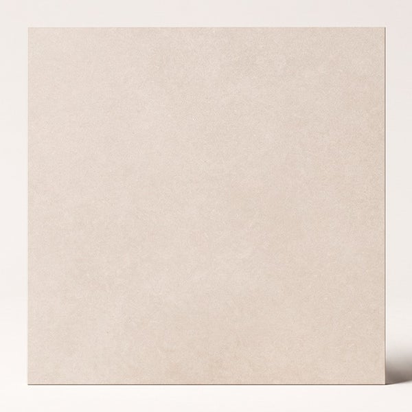 Quadratische Bodenfliese oder Wandfliese mit schlichter Oberfläche für den Innenbereich
