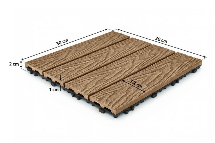 Quadratische WPC Terrassenfliese mit Holzoptik Maße 30 mal 30 Zentimeter Höhe 2 Zentimeter Breite der Holzlatten 7,2 Zentimeter