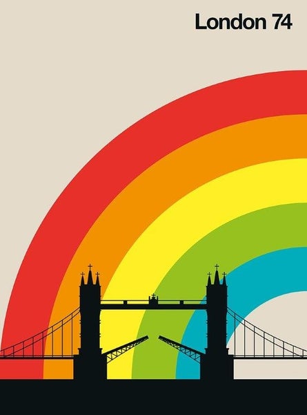 Wandbild mit einer Silhouette der Londoner Tower Bridge vor einem Regenbogen und dem Text London 74.