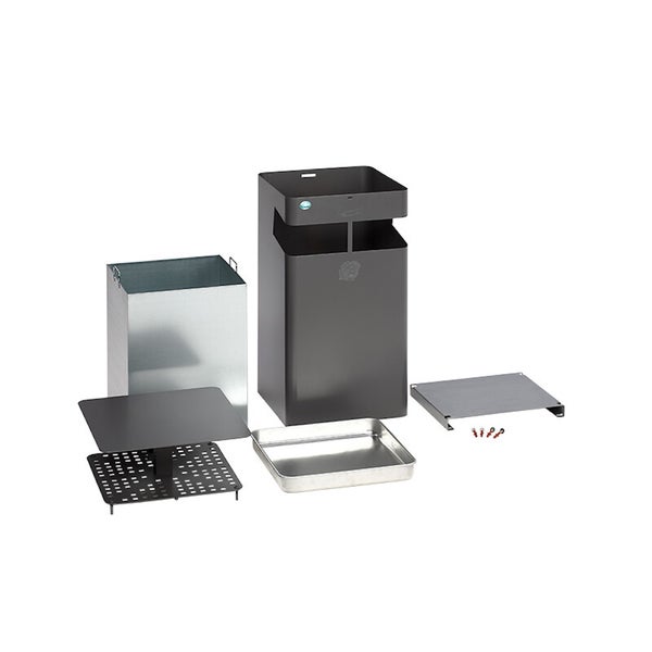 Einzelteile eines Räucherzubehör-Sets aus Metall mit Gehäuse, Innenbehälter, Schale, Montageplatte und Schrauben.