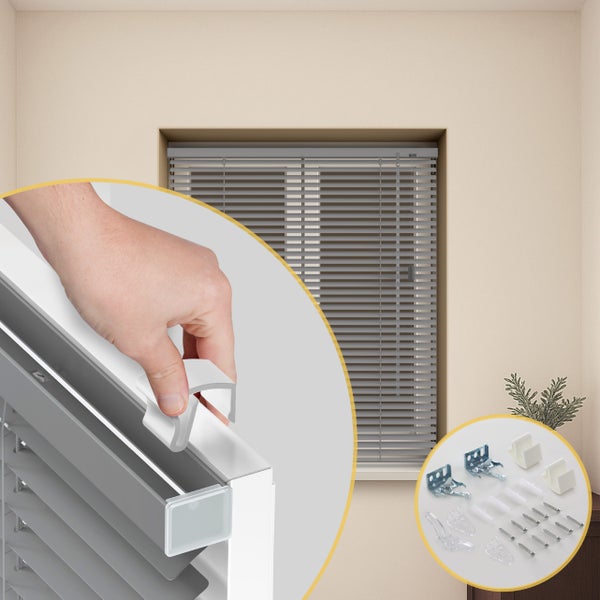 Aluminium-Jalousie am Fenster montiert, Nahaufnahme der Befestigung per Klemmträger und Übersicht des enthaltenen Montagematerials.