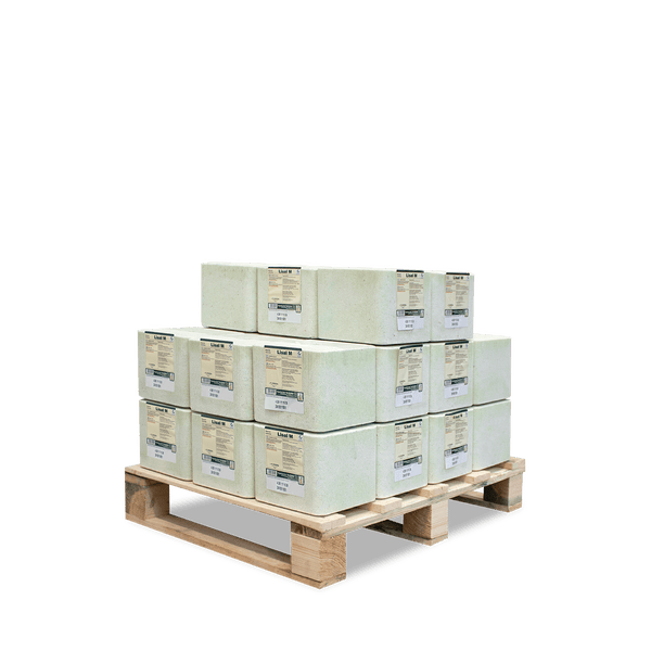 Palette mit Licksalzsteinen für Tiere